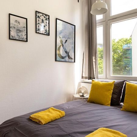 Central +3Br +Big Living Room Next To U-Station Berlin Kültér fotó