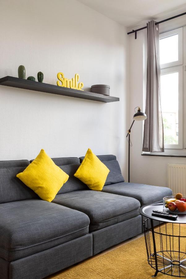 Central +3Br +Big Living Room Next To U-Station Berlin Kültér fotó