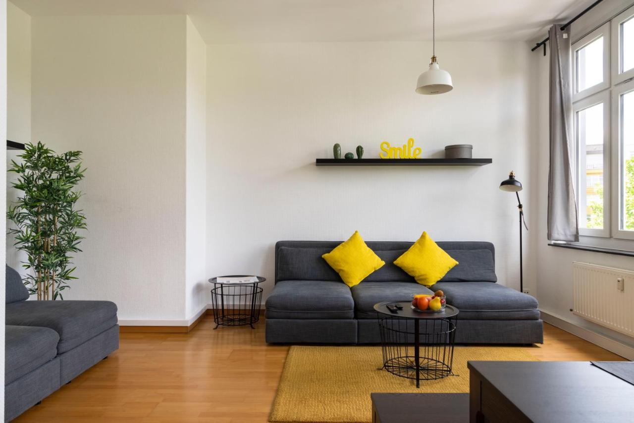 Central +3Br +Big Living Room Next To U-Station Berlin Kültér fotó